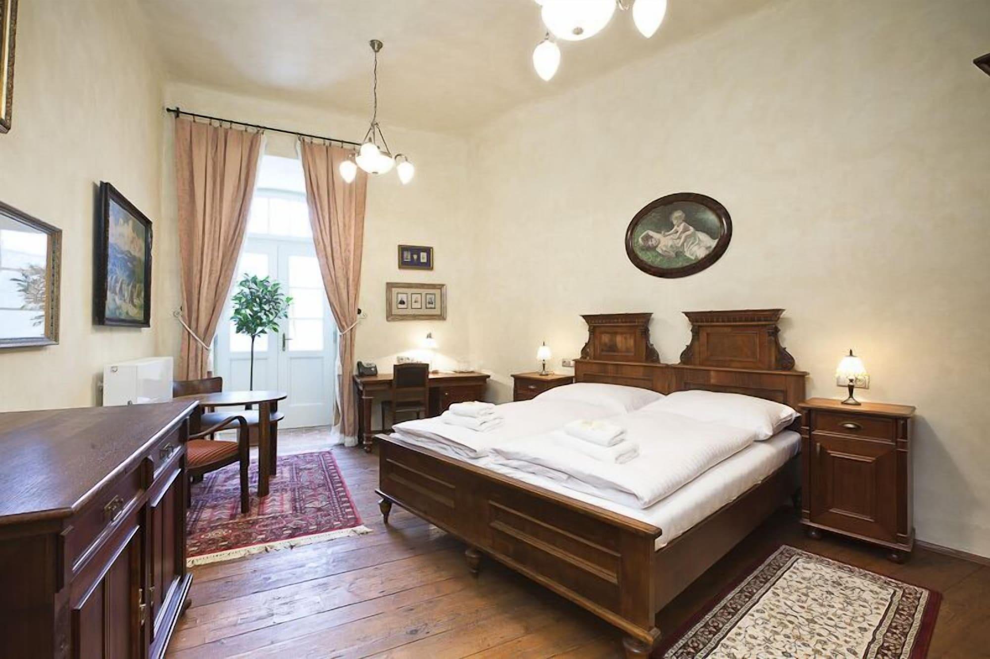 Hotel Latran Český Krumlov Extérieur photo