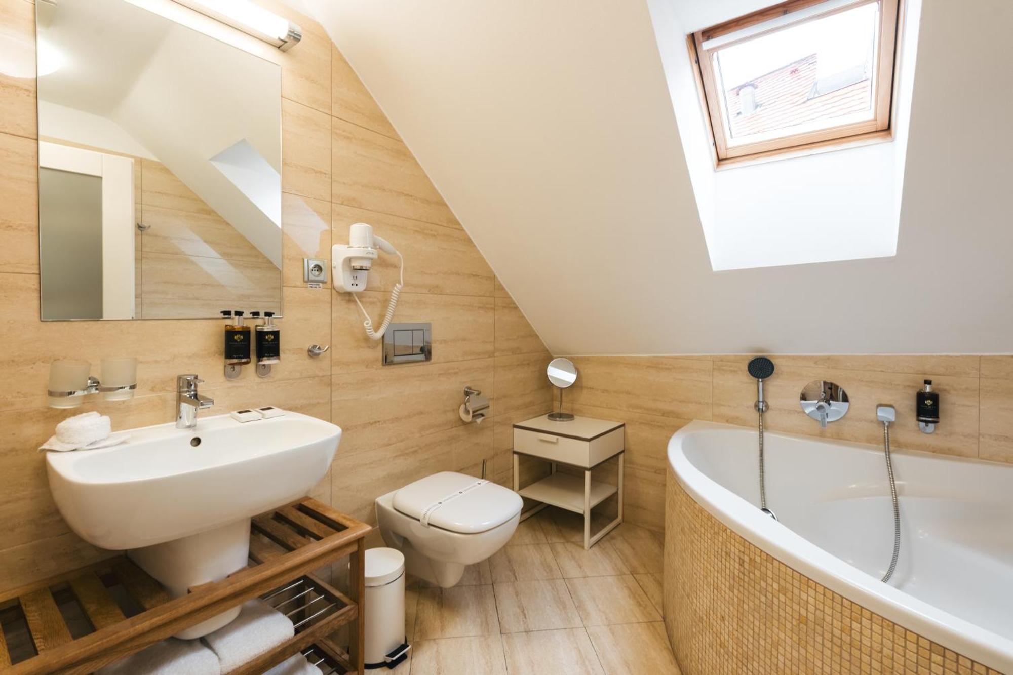 Hotel Latran Český Krumlov Extérieur photo